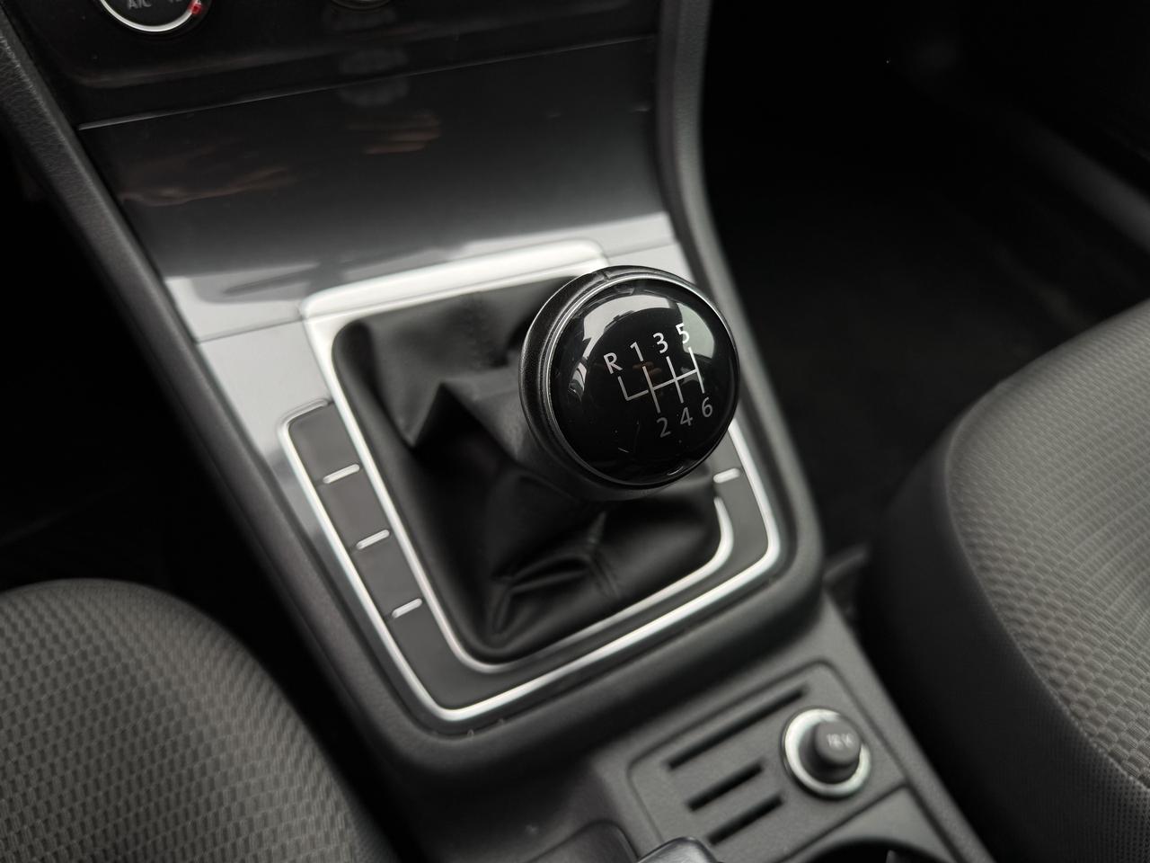 2019 Volkswagen Golf SportWagen Comfortline Manual 4MOTION Photo
