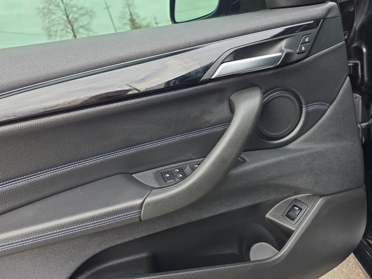 2022 BMW X2 XDrive28i M-Sport PKG * NO ACCIDENTS / PANO / CARP Photo