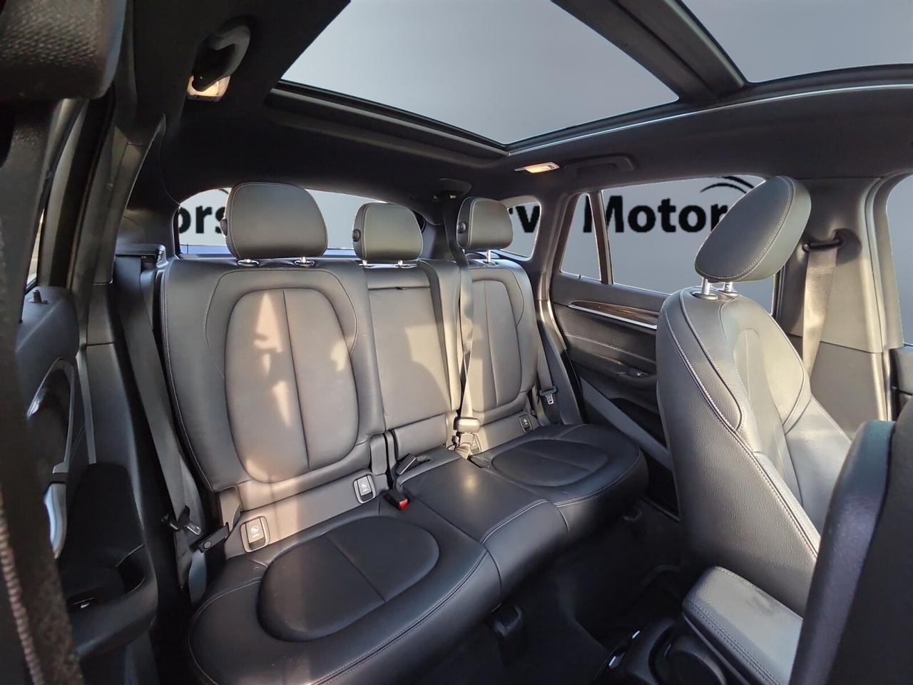 2018 BMW X1 XDrive28i * FULL SERVICE HISTORY / PANORAMIC ROOF Photo