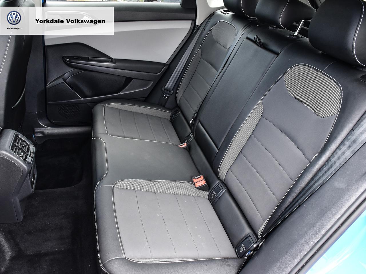 2022 Volkswagen Taos  Photo