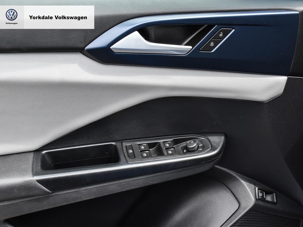 2022 Volkswagen Taos  Photo