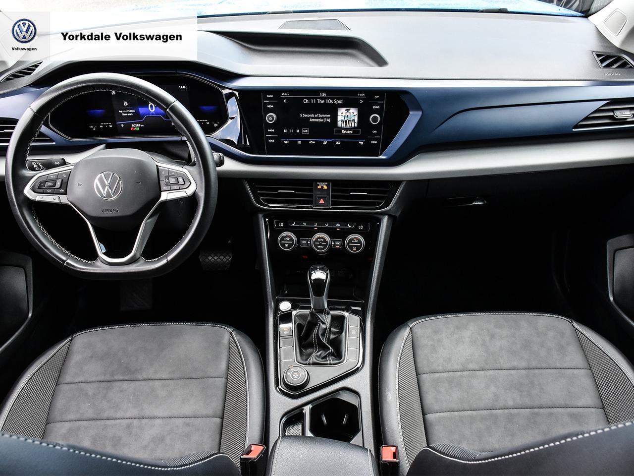 2022 Volkswagen Taos  Photo