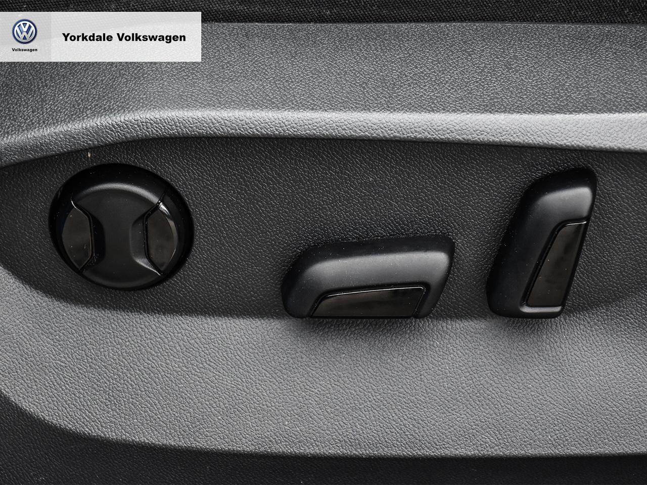 2022 Volkswagen Taos  Photo