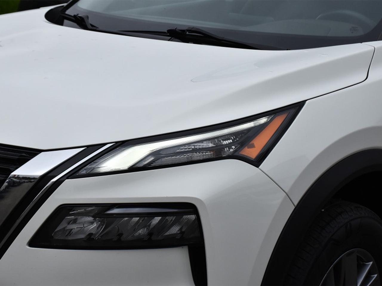 2022 Nissan Rogue S AWD   Heated Seats    CarPlay   Android Auto   R Photo