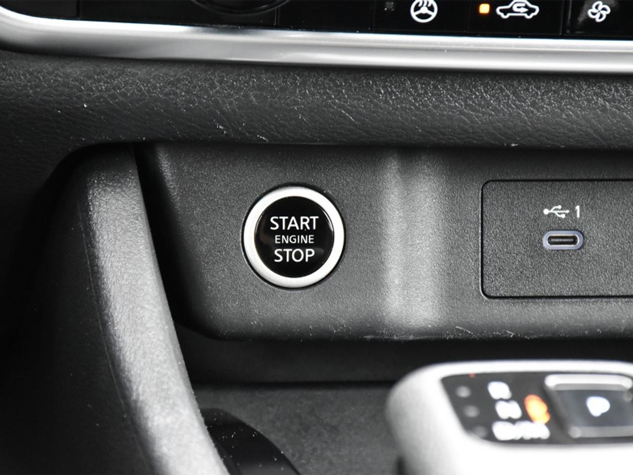 2022 Nissan Rogue S AWD   Heated Seats    CarPlay   Android Auto   R Photo