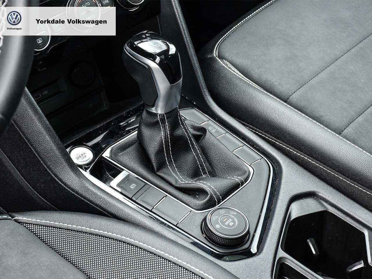 2022 Volkswagen Taos  Photo