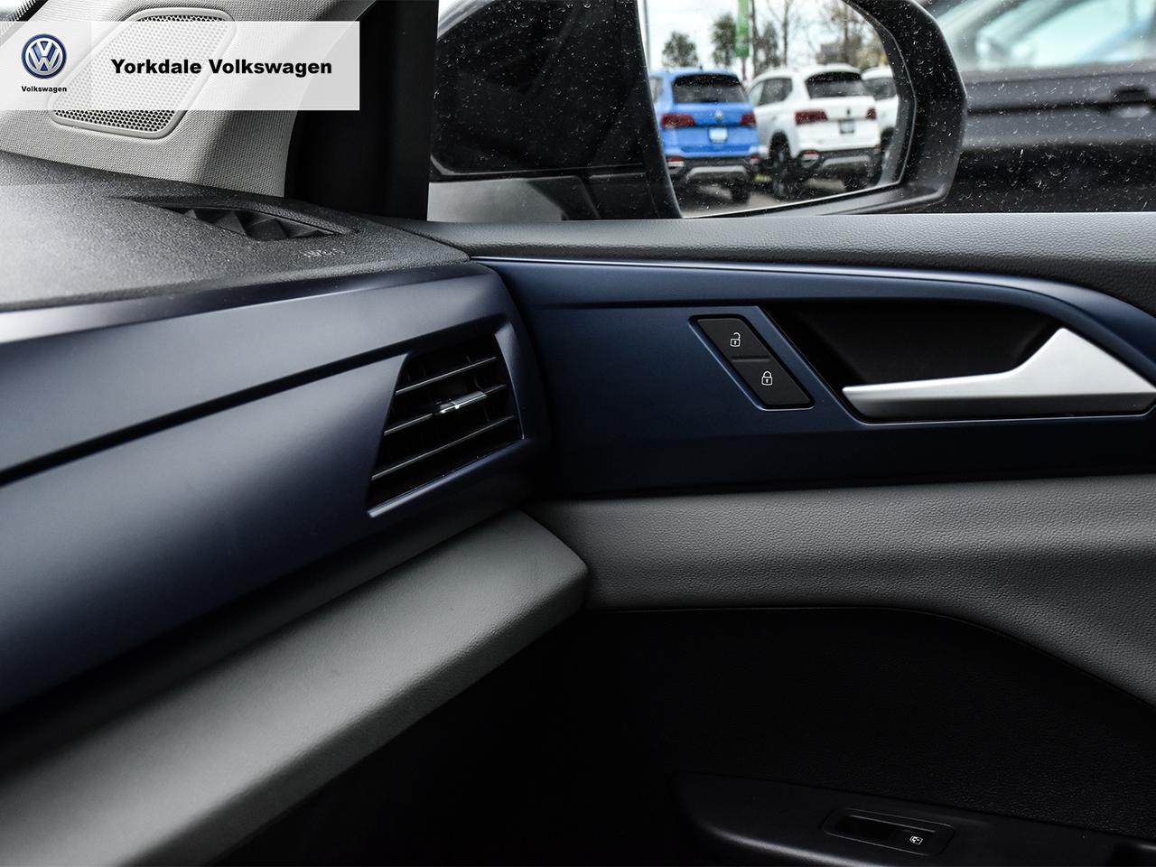 2022 Volkswagen Taos  Photo