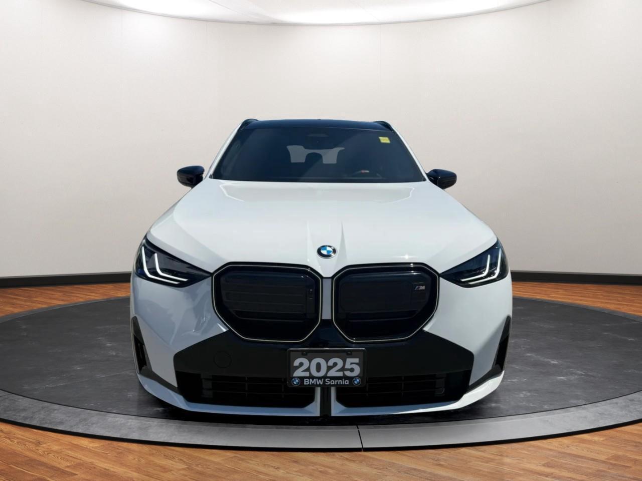 2025 BMW X3 M50 xDrive Photo