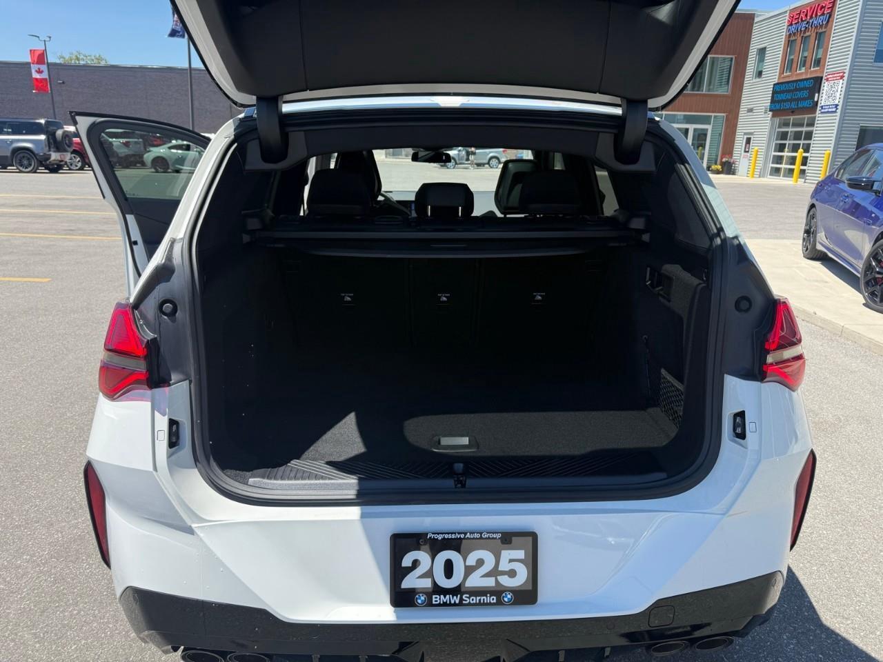 2025 BMW X3 M50 xDrive Photo