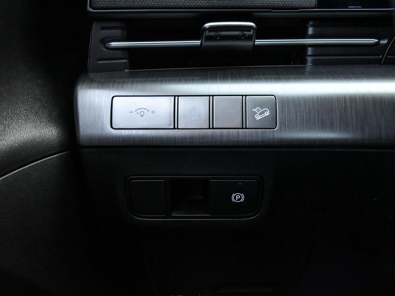 2024 Hyundai KONA 2.0L Preferred AWD Photo