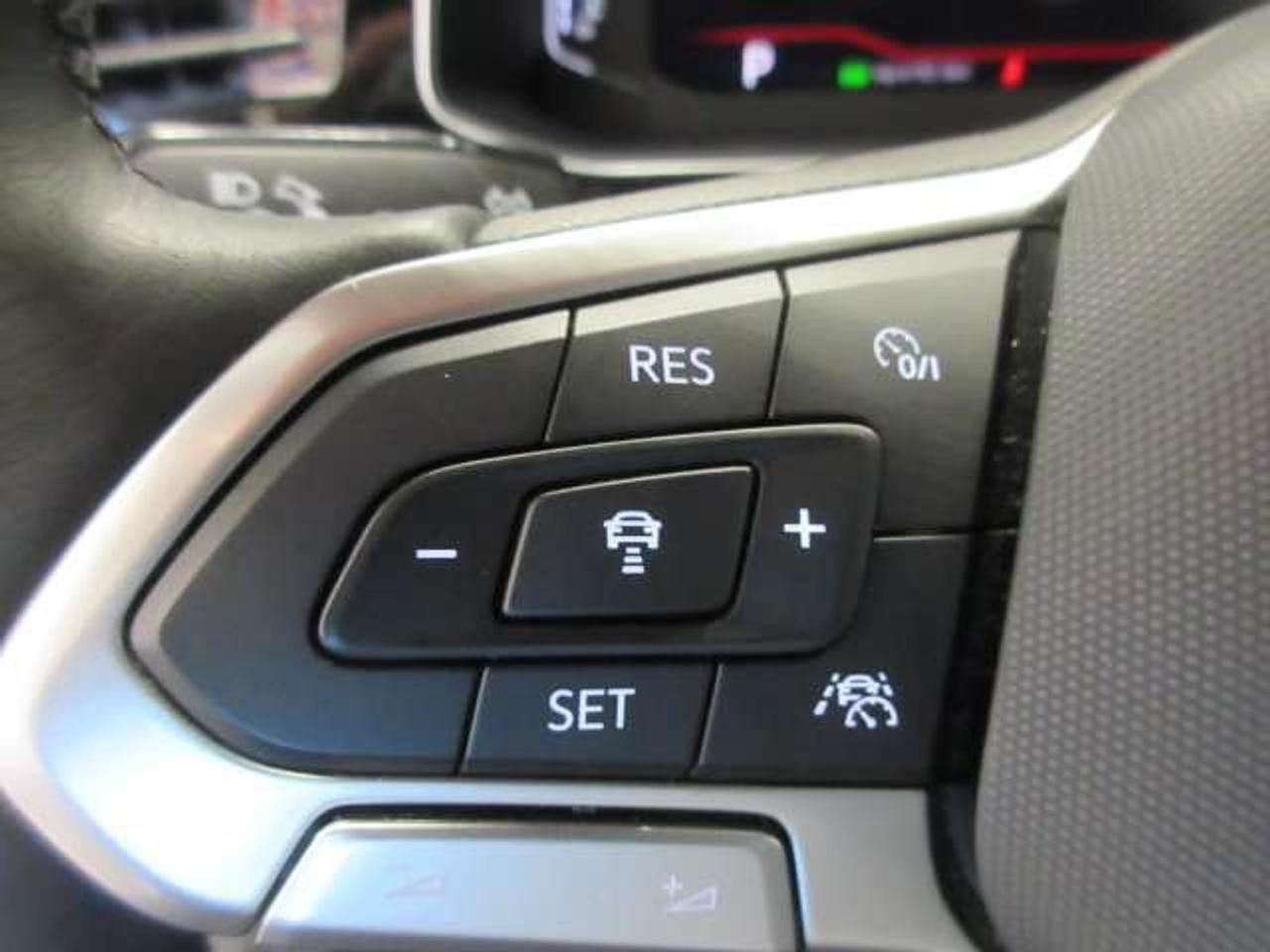 2025 Volkswagen Jetta SPORT, PANO ROOF, HTD. SEATS, APPLE/ANDROID, 30K! Photo