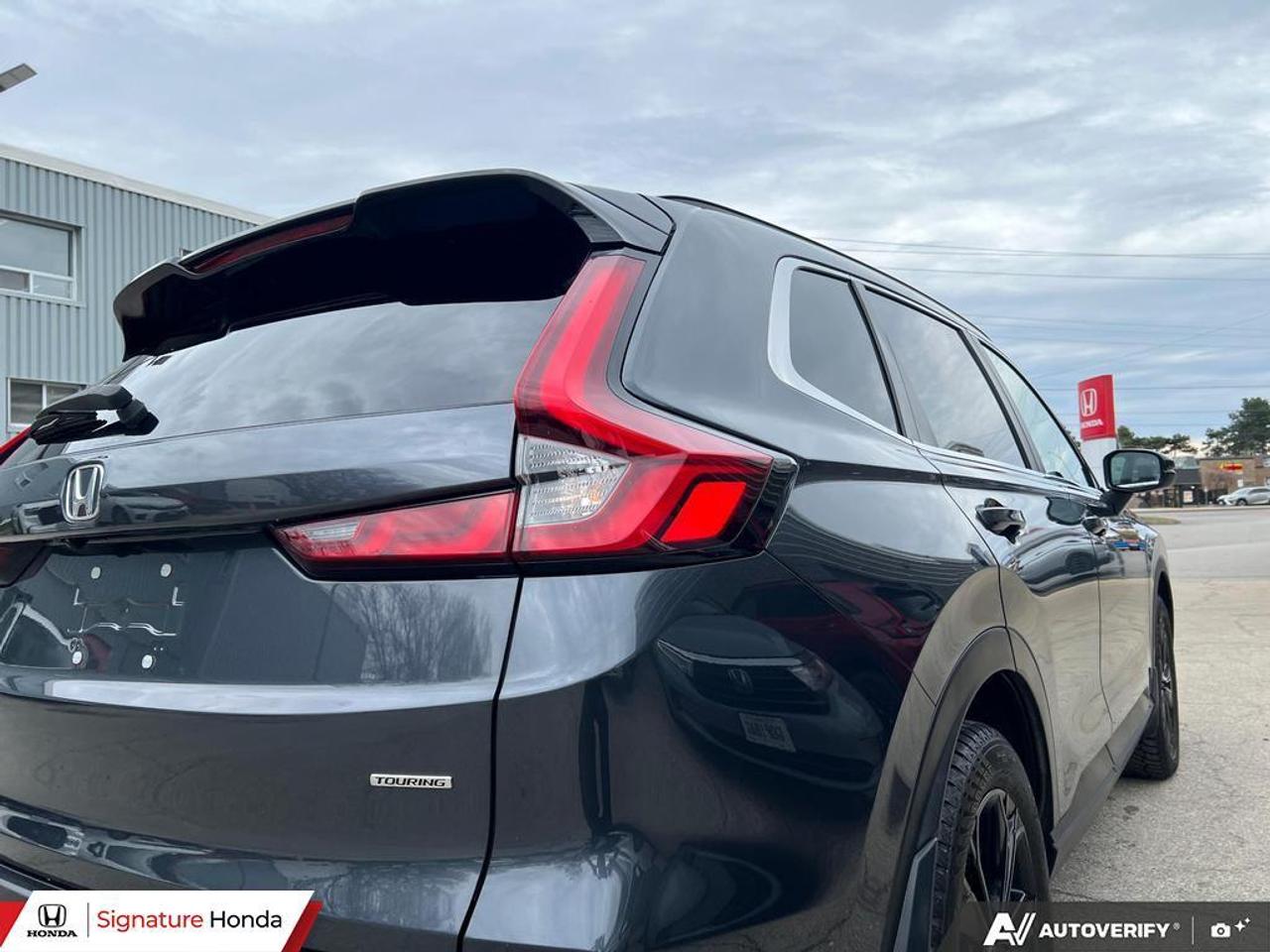 2024 Honda CR-V Hybrid Touring Photo