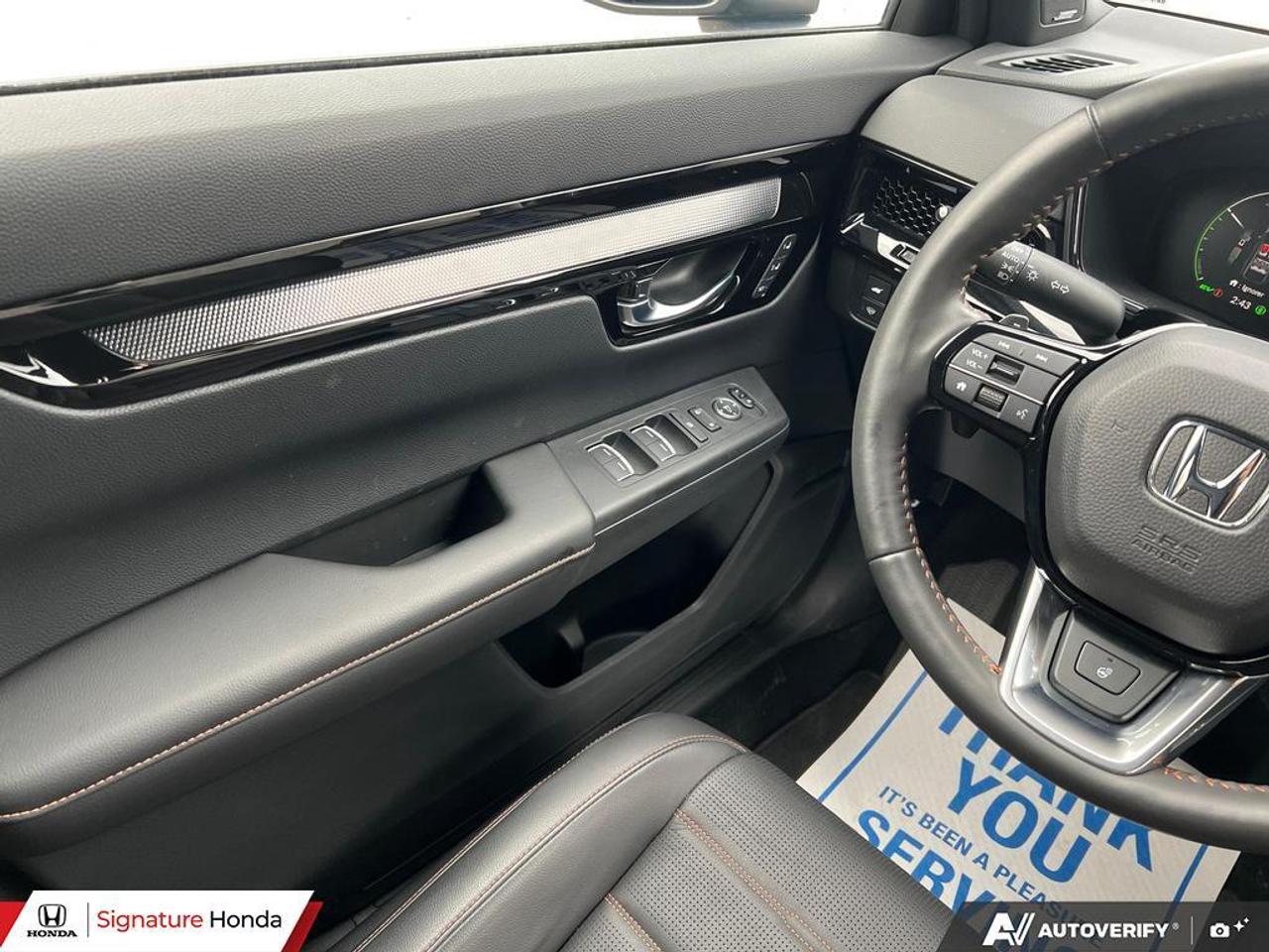 2024 Honda CR-V Hybrid Touring Photo