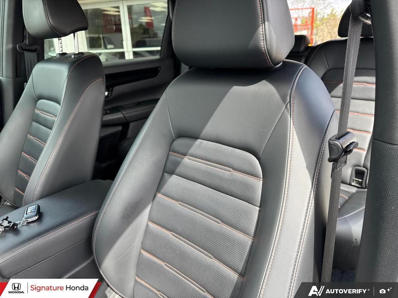 2023 Honda CR-V Hybrid Touring Photo