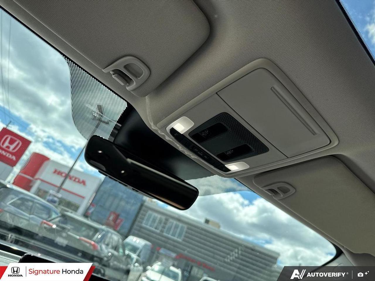2025 Honda Pilot Touring Photo
