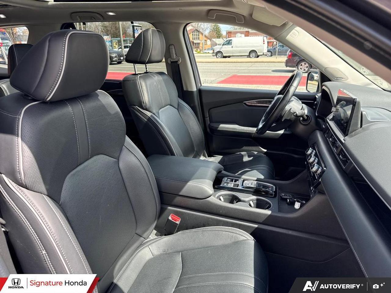 2025 Honda Pilot Touring Photo