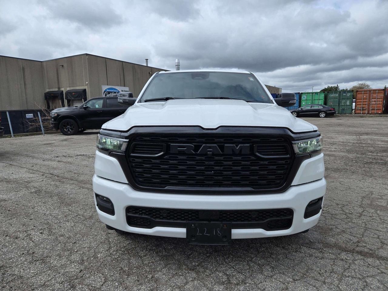 2025 RAM 1500 Big Horn Night Edition w/Level 2, Bed Utility Photo4