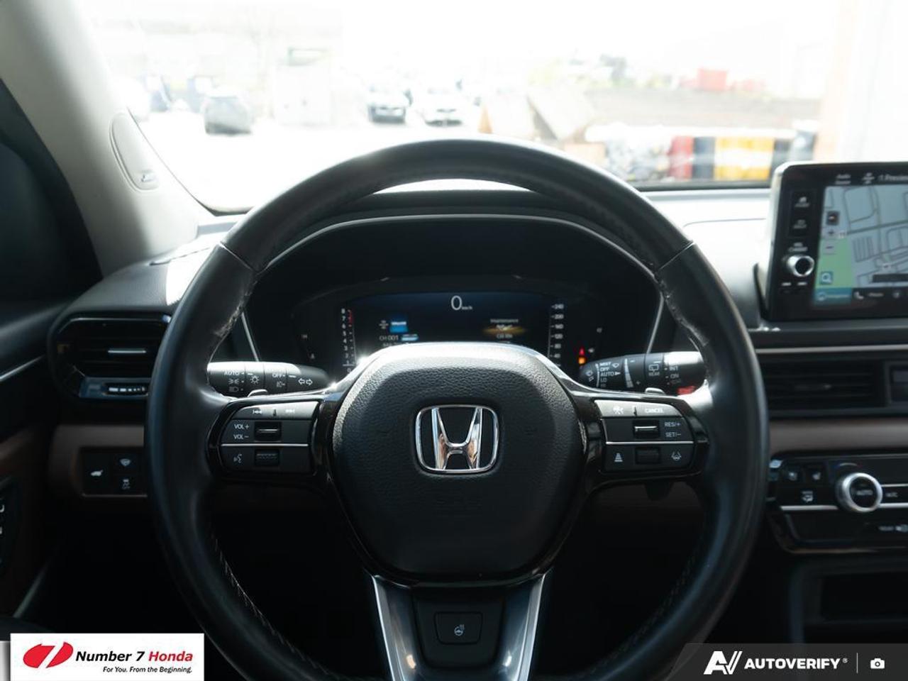 2023 Honda Pilot Touring *EXTENDED FACTORY WARRANTY*ONE OWNER* Photo