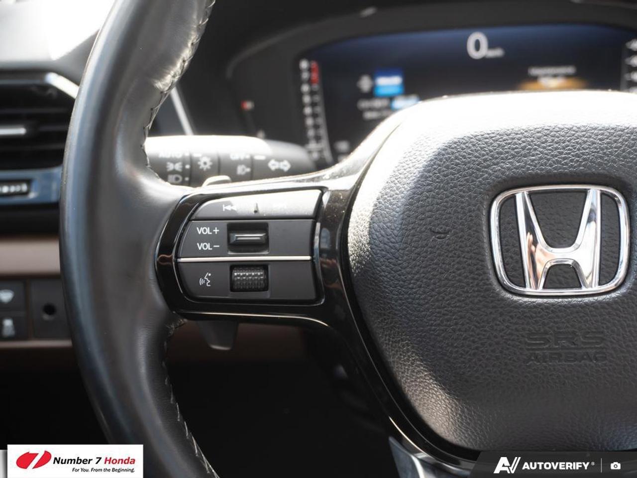 2023 Honda Pilot Touring *EXTENDED FACTORY WARRANTY*ONE OWNER* Photo