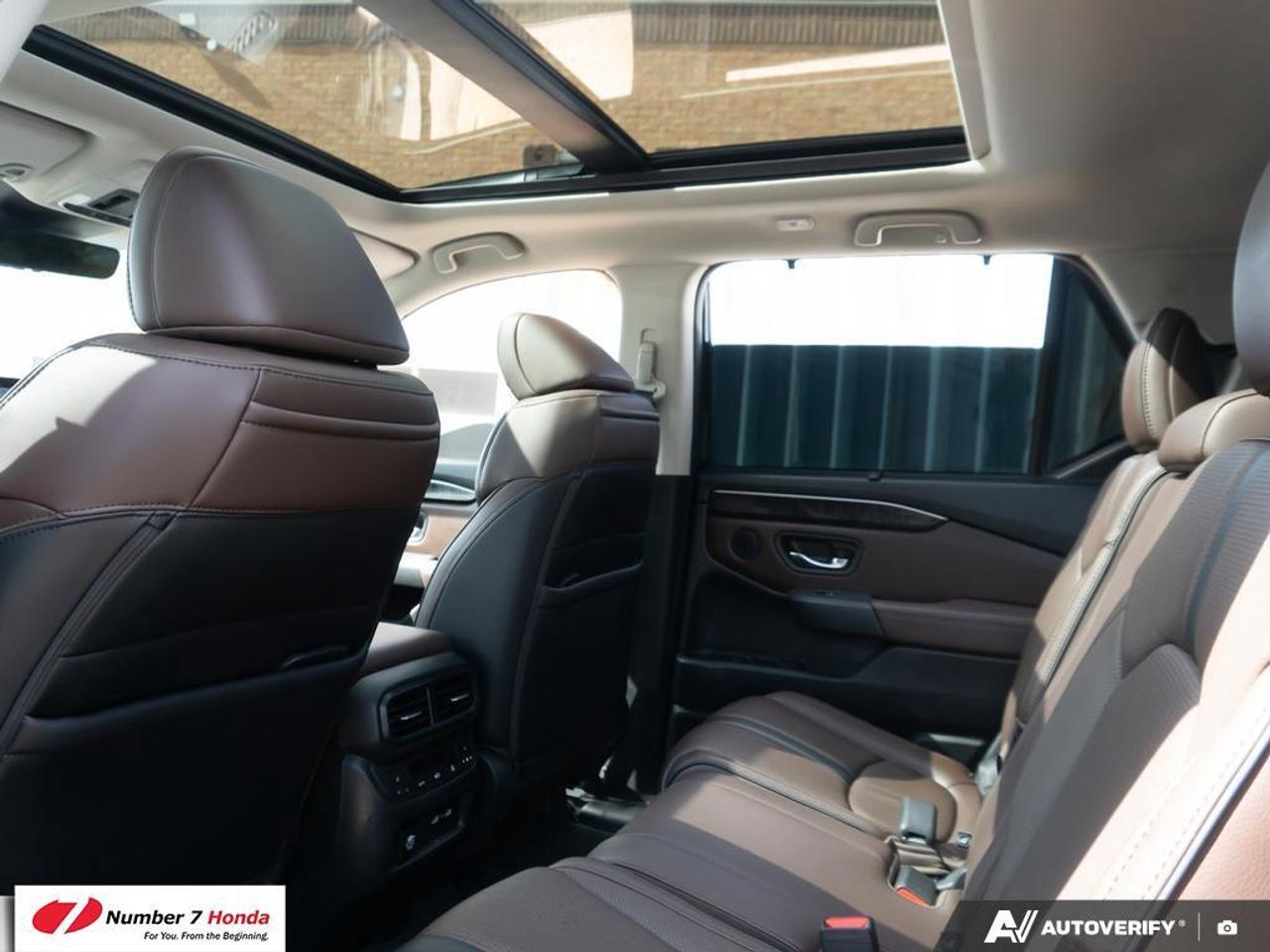 2023 Honda Pilot Touring *EXTENDED FACTORY WARRANTY*ONE OWNER* Photo