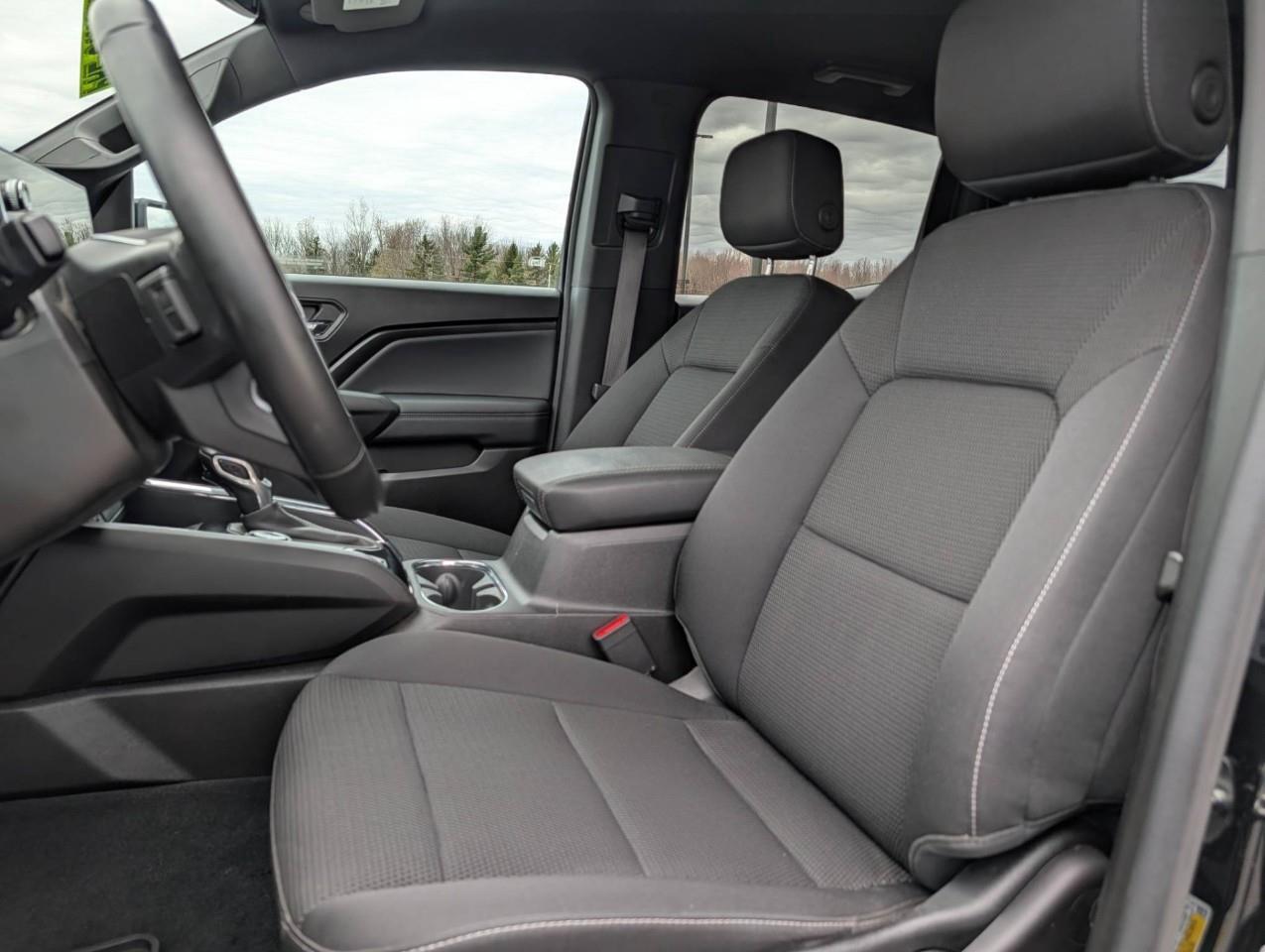 2024 GMC Canyon Elevation NO ACCIDENTS Photo