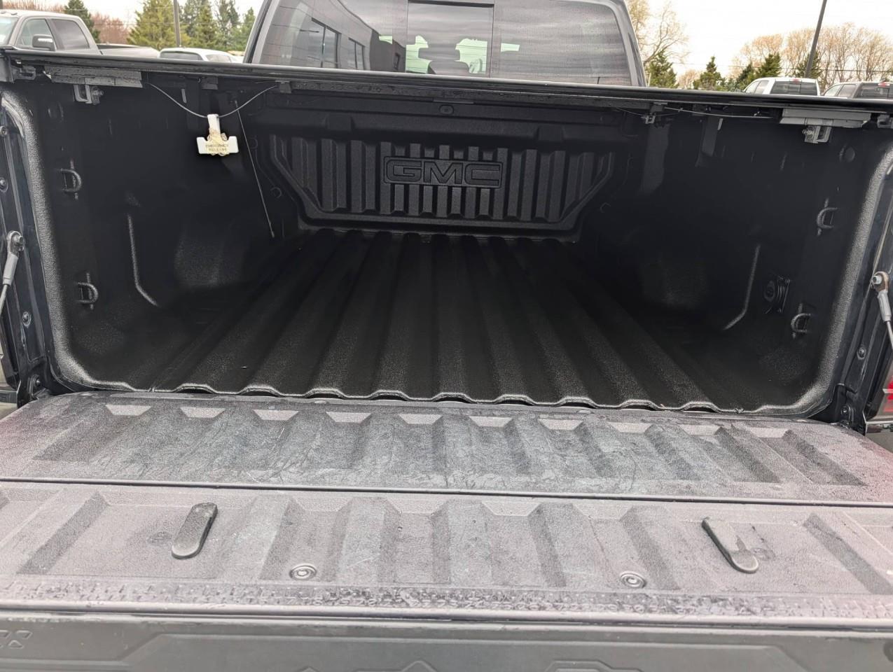 2024 GMC Canyon Elevation NO ACCIDENTS Photo