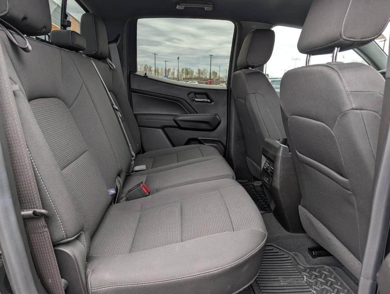 2024 GMC Canyon Elevation NO ACCIDENTS Photo