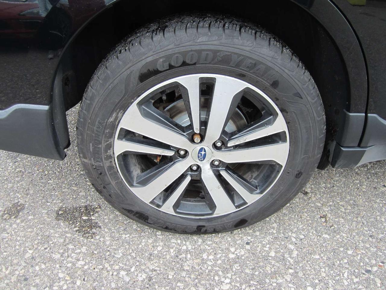 2019 Subaru Outback Limited NO ACCIDENTS! 1 PRICE ONLY! NO ADMIN FEES! Photo