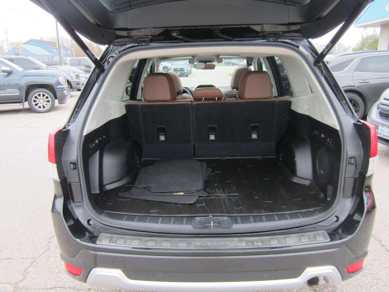 2020 Subaru Forester Premier NO ACCIDENTS! 1 PRICE ONLY! NO ADMIN FEES! Photo