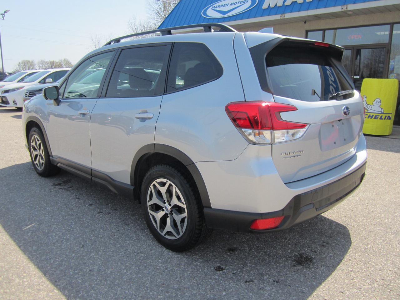 2023 Subaru Forester Touring CVT EYESIGHT ONE OWNER NO ACCIDENTS Photo