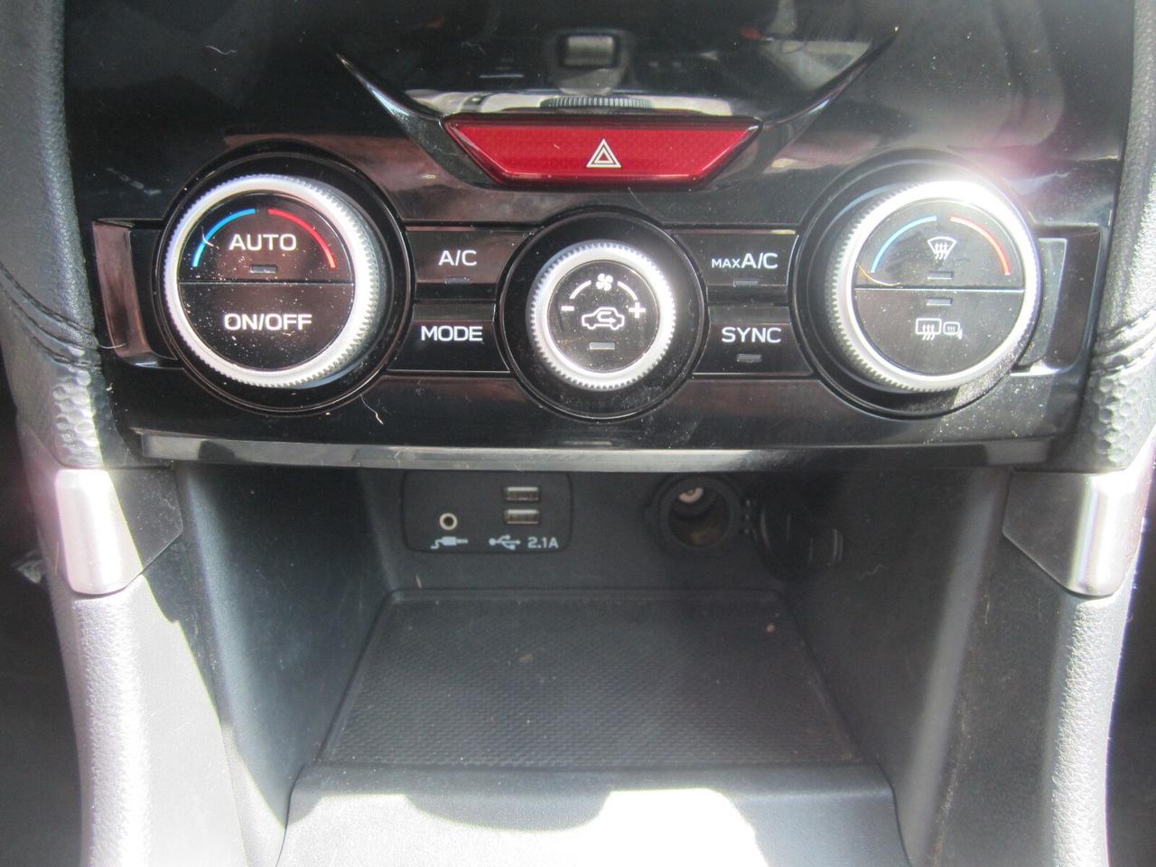 2023 Subaru Forester Touring CVT EYESIGHT ONE OWNER NO ACCIDENTS Photo