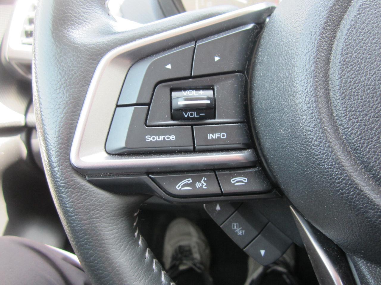 2023 Subaru Forester Touring CVT EYESIGHT ONE OWNER NO ACCIDENTS Photo