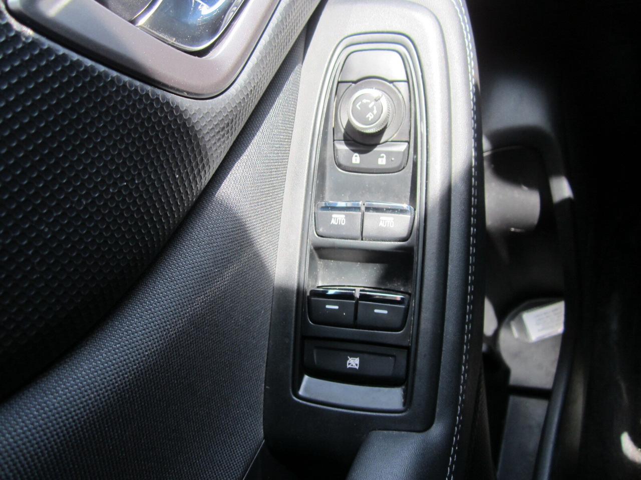 2023 Subaru Forester Touring CVT EYESIGHT ONE OWNER NO ACCIDENTS Photo
