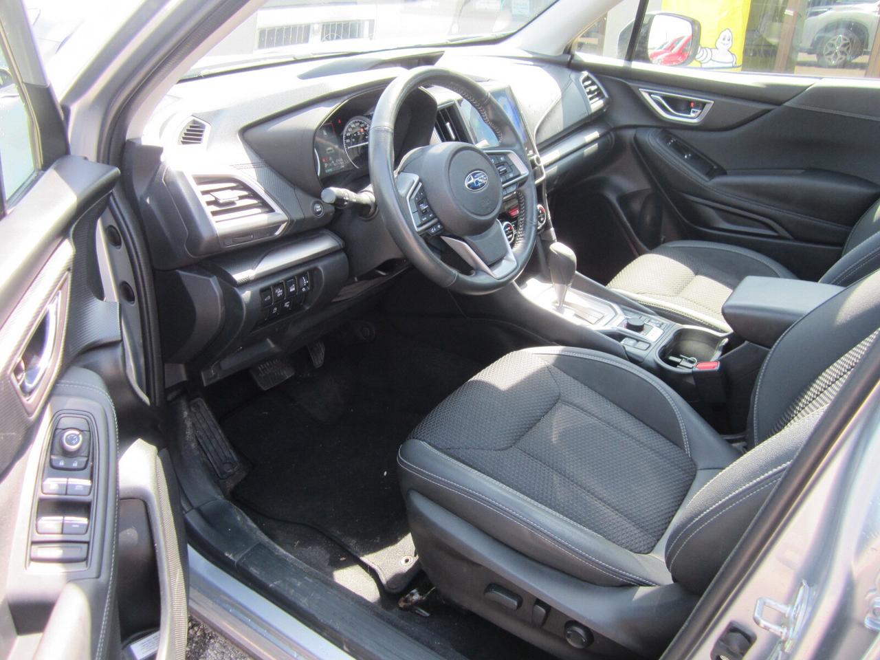 2023 Subaru Forester Touring CVT EYESIGHT ONE OWNER NO ACCIDENTS Photo