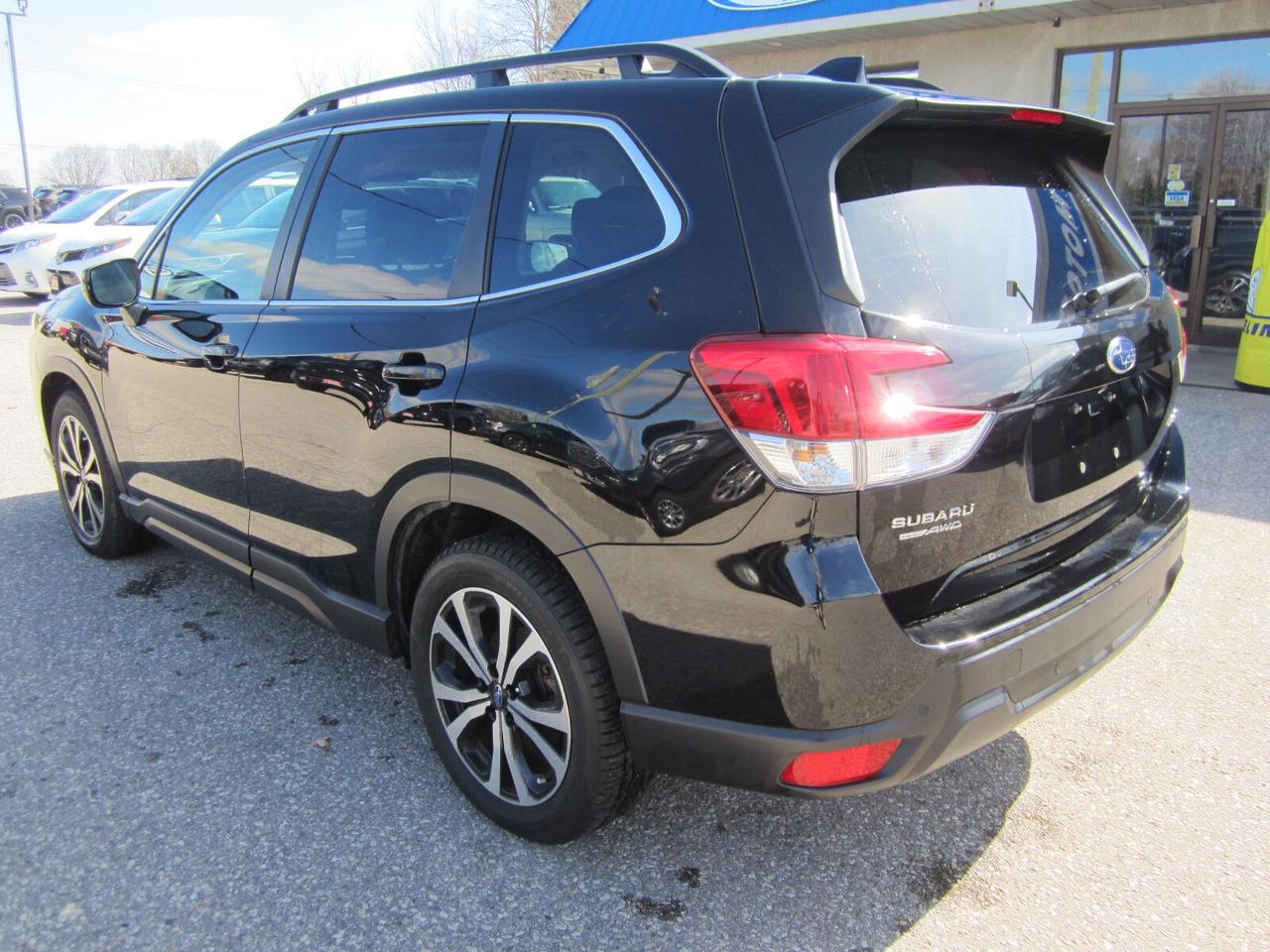 2024 Subaru Forester Limited AWD LOADED NO ACCIDENTS Photo