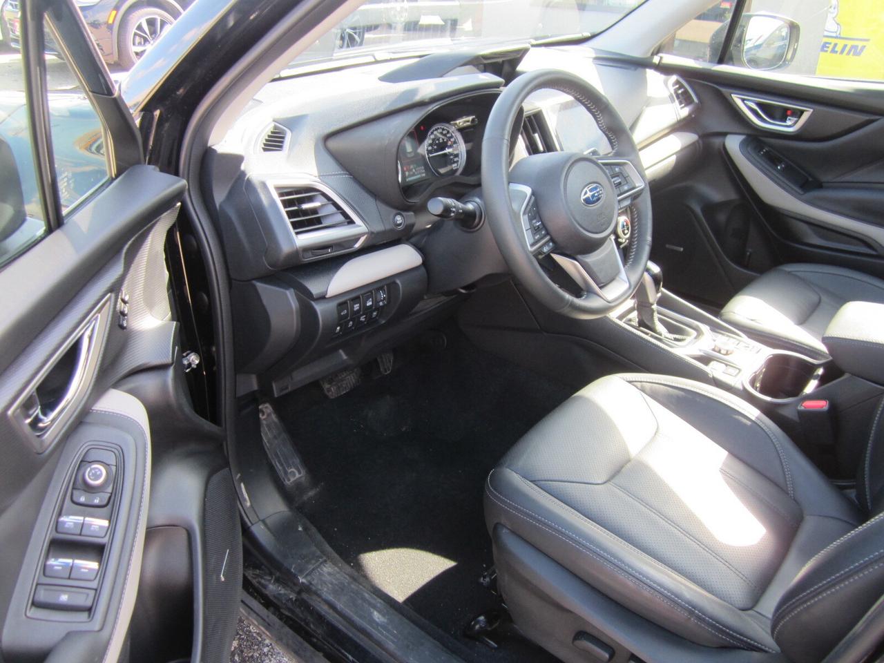2024 Subaru Forester Limited AWD LOADED NO ACCIDENTS Photo