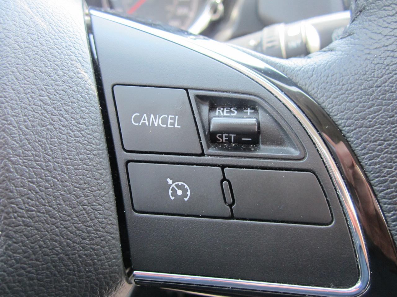 2024 Mitsubishi RVR SE AWC ONE OWNER RENTAL NO ACCIDENTS Photo