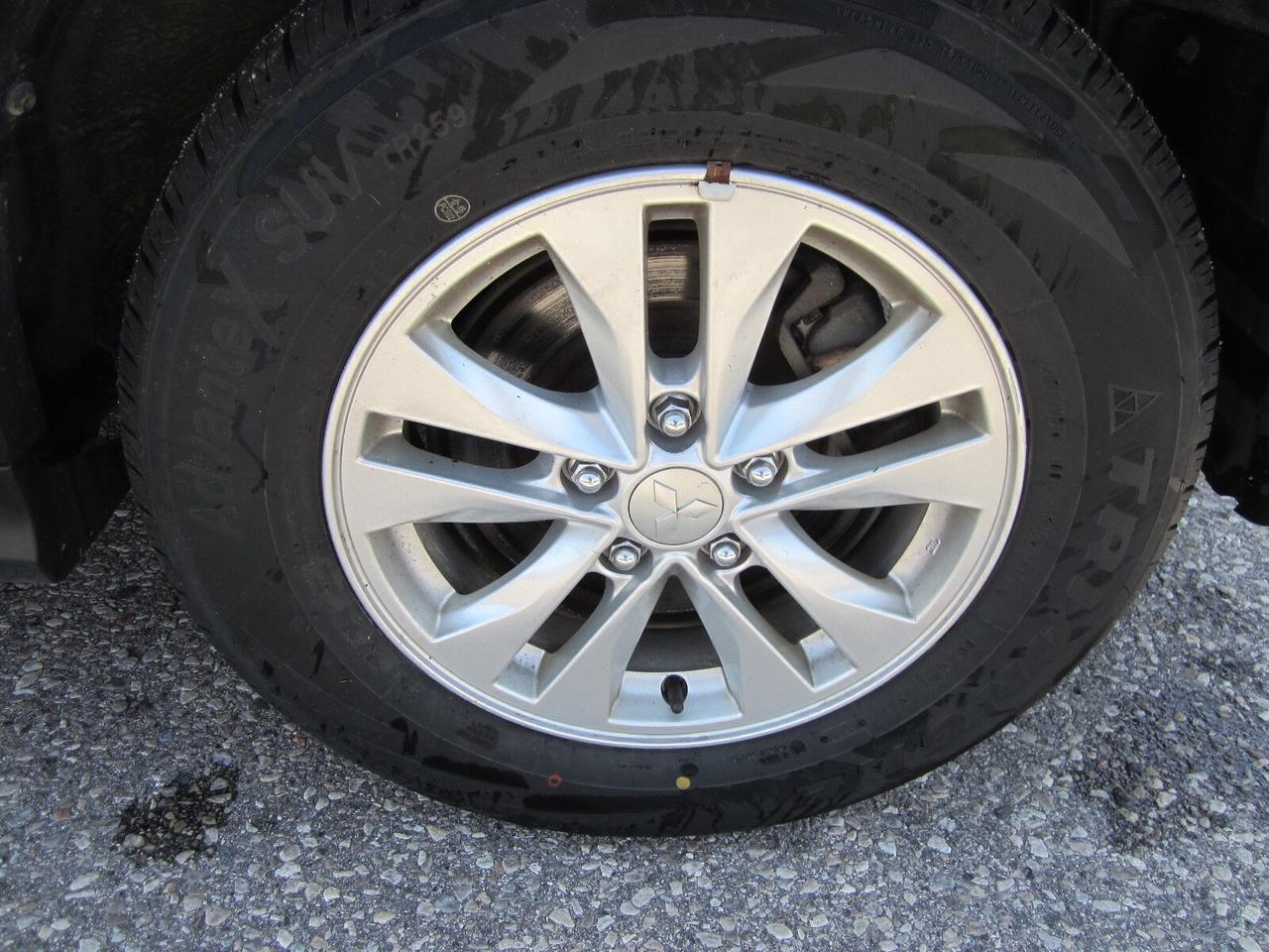 2024 Mitsubishi RVR SE AWC ONE OWNER RENTAL NO ACCIDENTS Photo