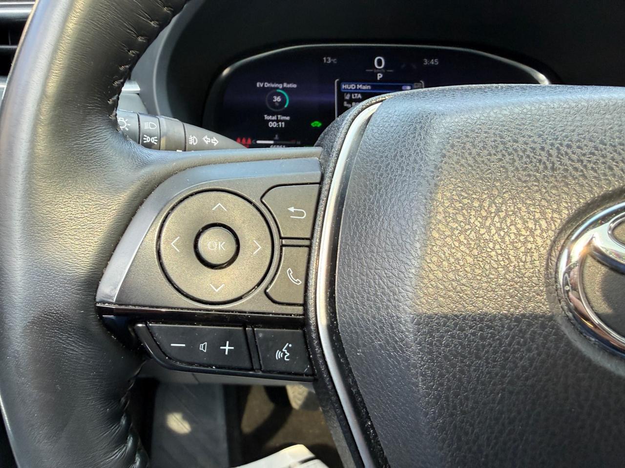 2023 Toyota Venza LIMITED AWD , ONE OWNER, PANORAMIC ROOF, LEATHER Photo