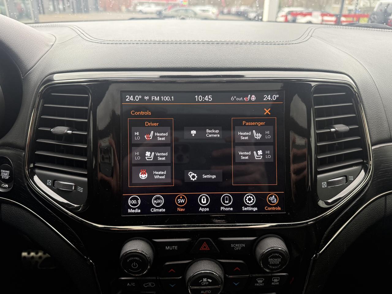 2021 Jeep Grand Cherokee OVERLAND - HIGH ALTITUDE - 1 OWNER - CLN CARFAX Photo