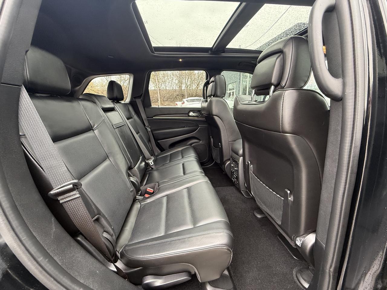 2021 Jeep Grand Cherokee OVERLAND - HIGH ALTITUDE - 1 OWNER - CLN CARFAX Photo
