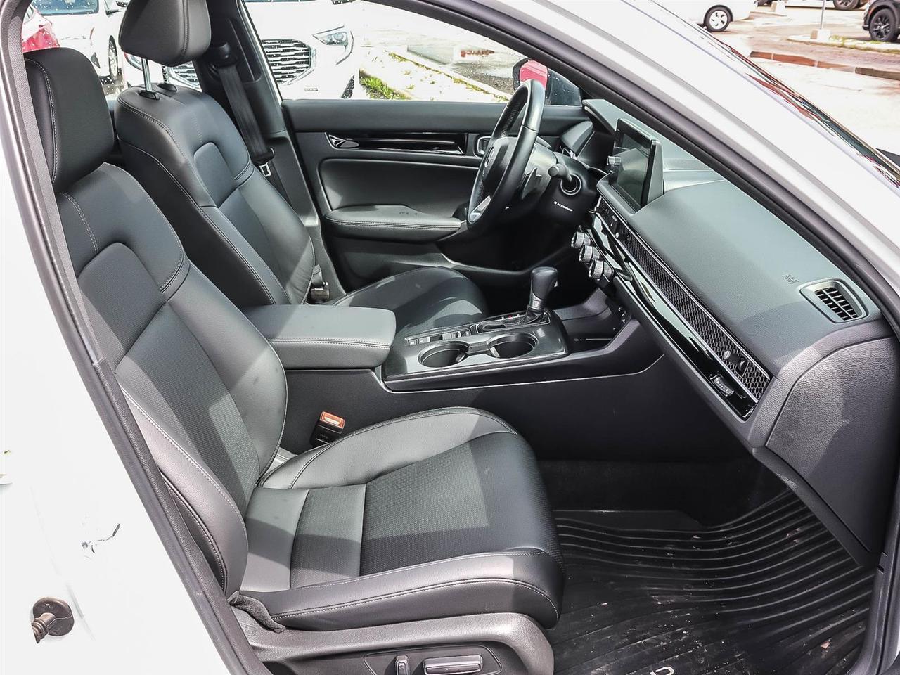 2025 Honda Civic Sedan Hybrid SPORT TOURING Photo