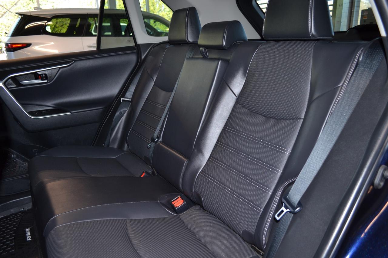 2023 Toyota RAV4 Hybrid Limited Photo
