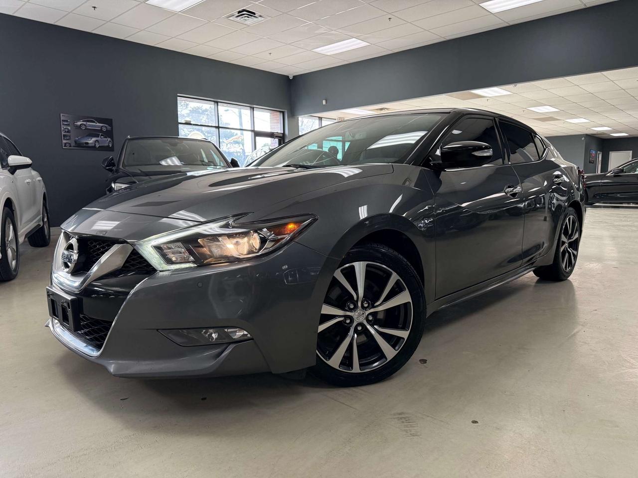 2017 Nissan Maxima SV Photo