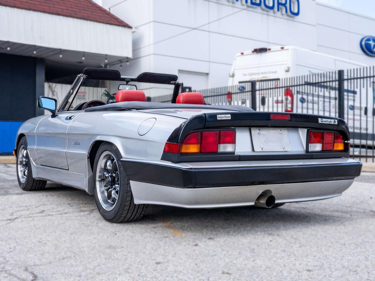 1987 Alfa Romeo Spider 2dr Coupe Quadrifoglio Photo