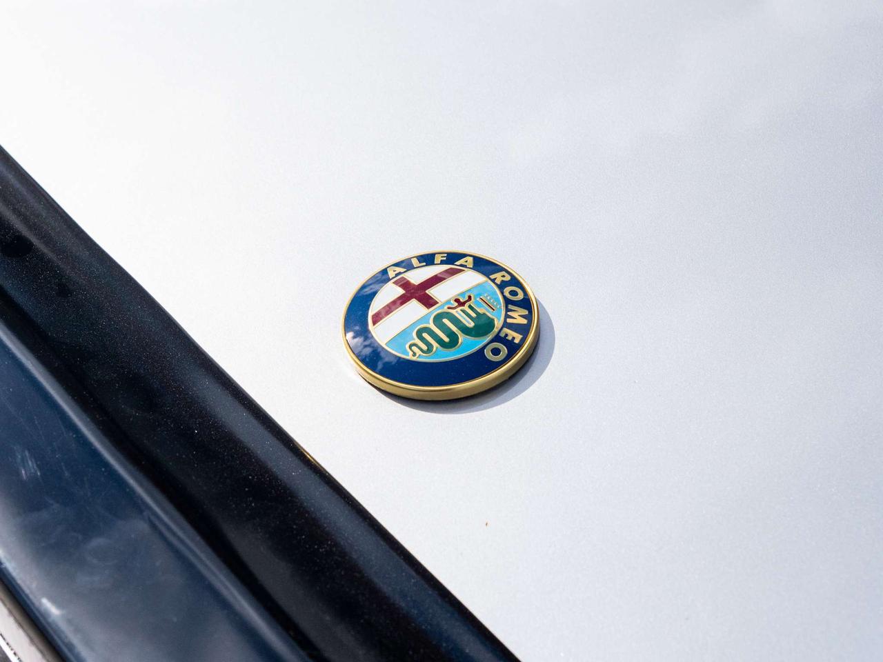 1987 Alfa Romeo Spider 2dr Coupe Quadrifoglio Photo