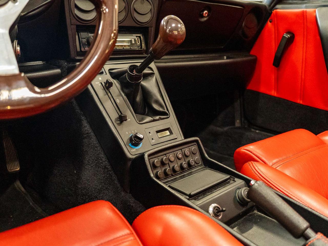 1987 Alfa Romeo Spider 2dr Coupe Quadrifoglio Photo