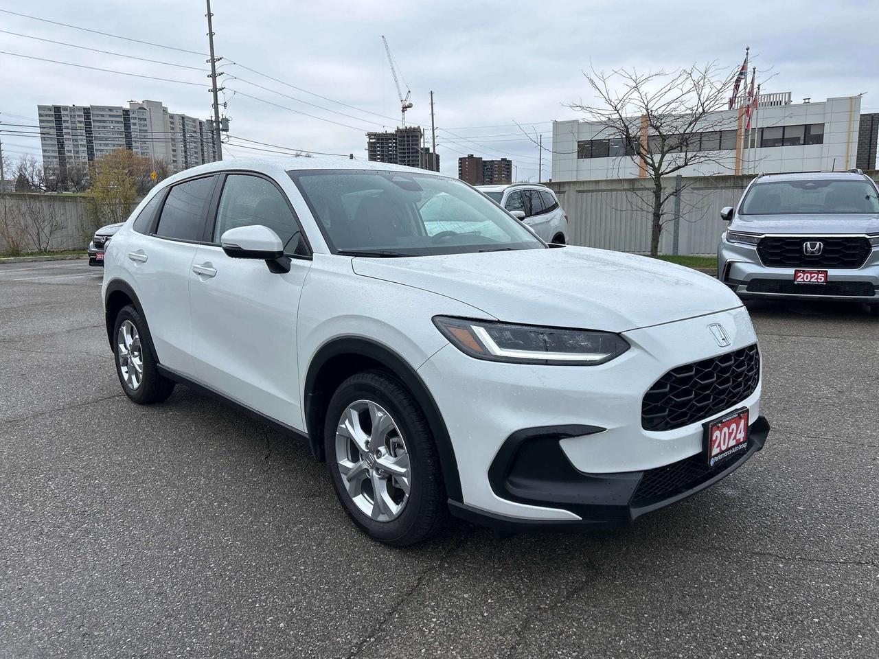 2024 Honda HR-V LX-B Photo