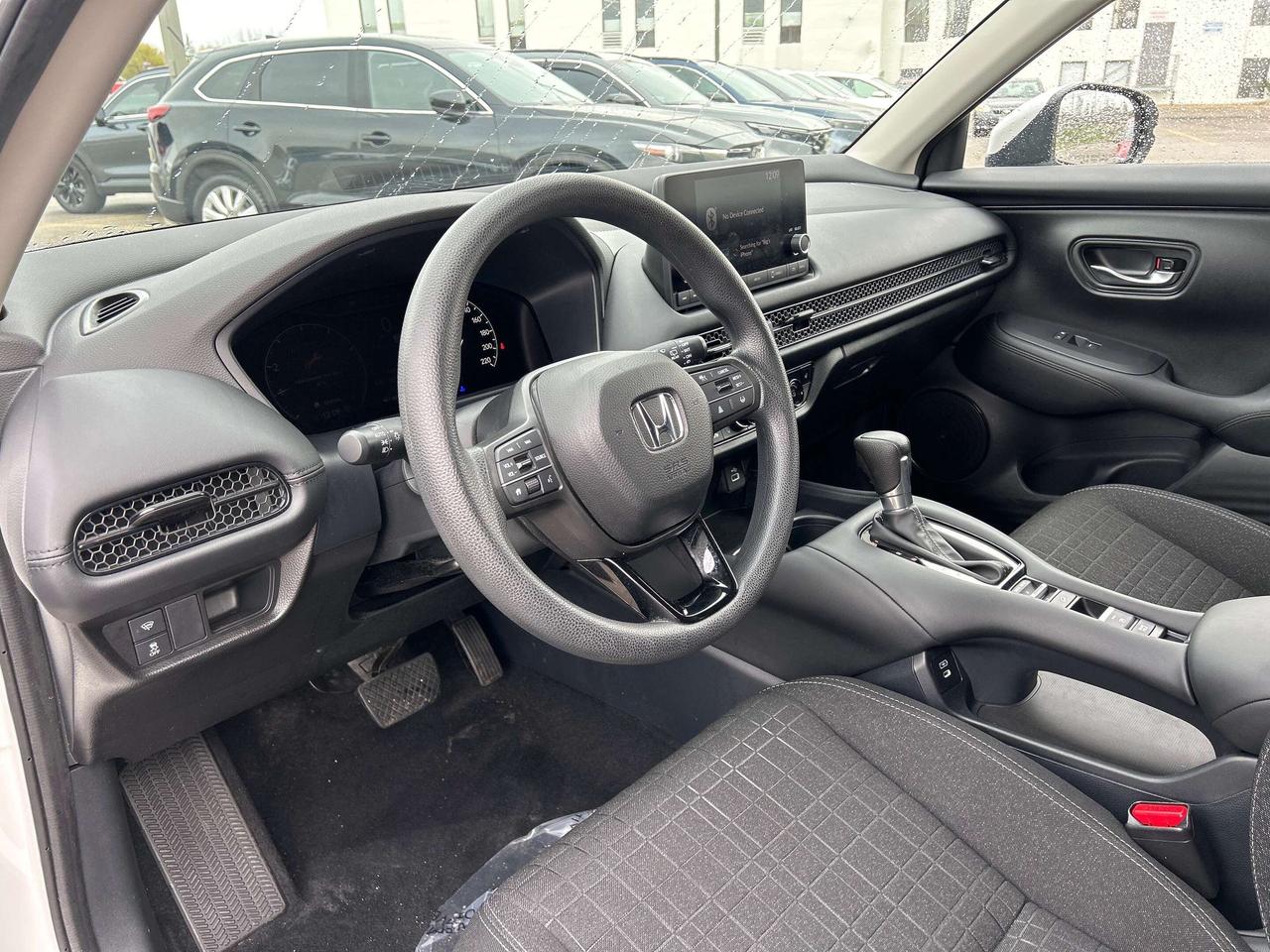 2024 Honda HR-V LX-B Photo