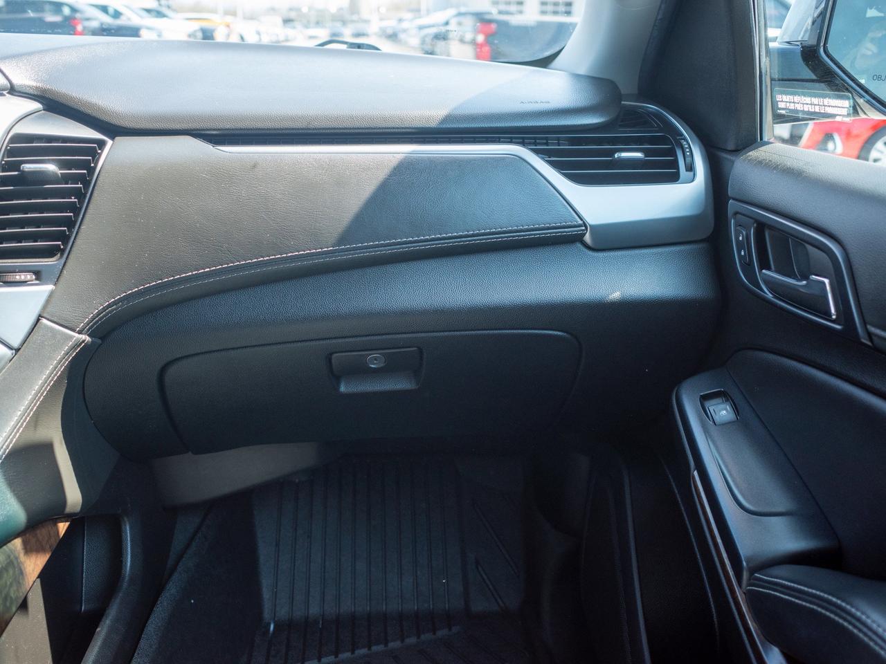 2020 Chevrolet Tahoe LS- 5.3L V8   3 Rows of Seats Photo